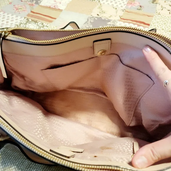 Kate Spade Large Tote - Picture 3 of 4